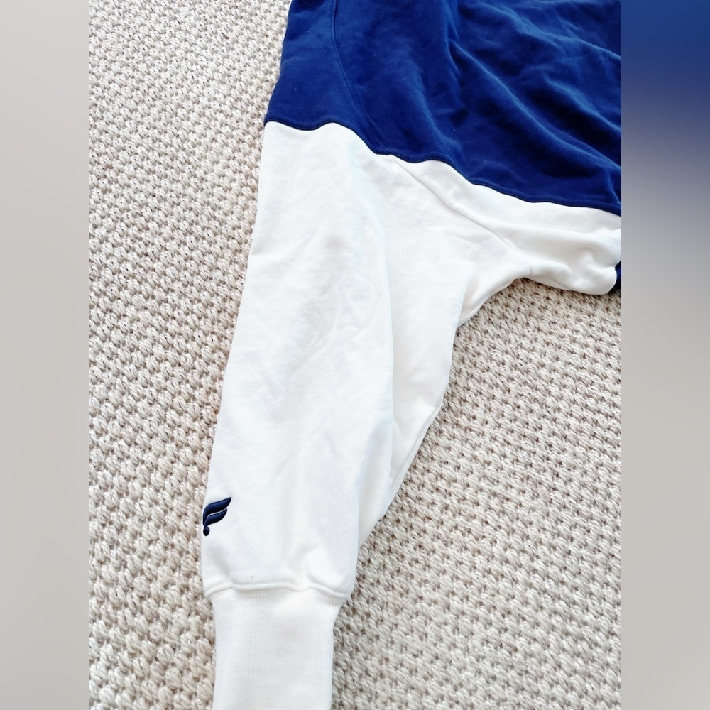 Fabletics year round snap pullover Blue and White Women's Sweatshirt XS cropped - Picture 6 of 8